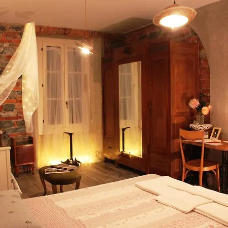 Le Dame Della Cortesella Bed and breakfast Como