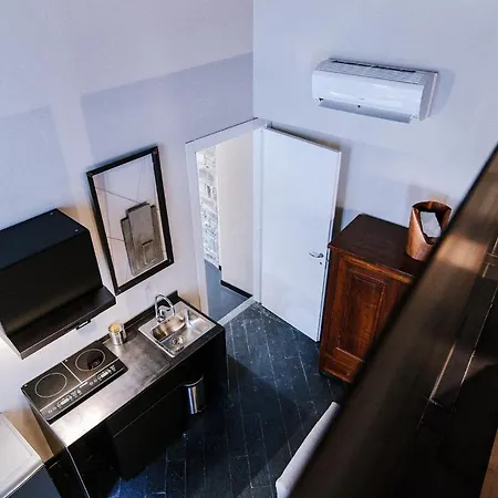 Apartment Palazzo Del Pero - The House Of Travelers