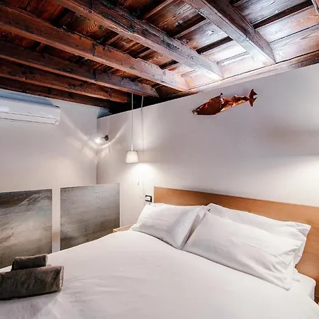 Palazzo Del Pero - The House Of Travelers Como