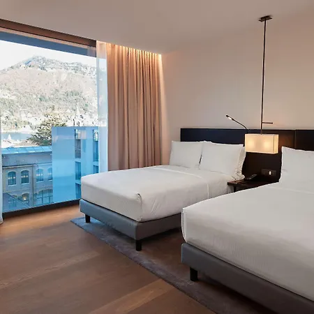 Hilton Côme