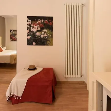 Russomanno Apartment *