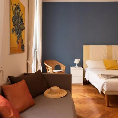 Russomanno Apartment *