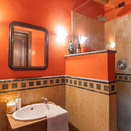 Casa Giovio *