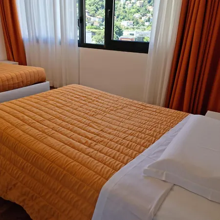 Victoria Royal Garden Apartahotel