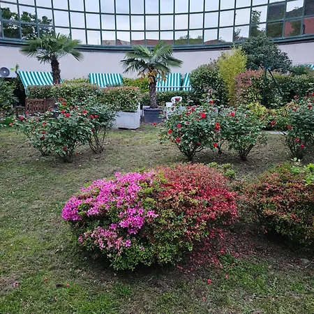 Apartahotel Victoria Royal Garden Como