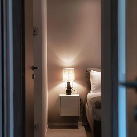 Apartment Lario By Quokka 360 - With Parking Next To Como