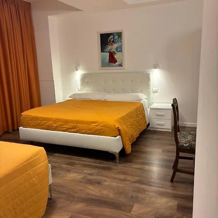 Apartahotel Victoria Royal Garden 3*