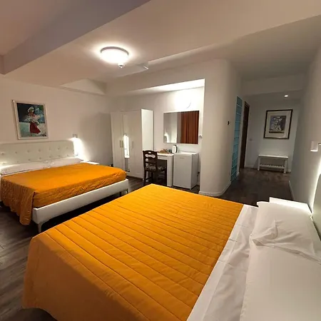 Victoria Royal Garden Apartahotel 3*