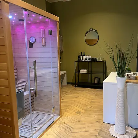 Apartment George's Suite&spa With Parking Como