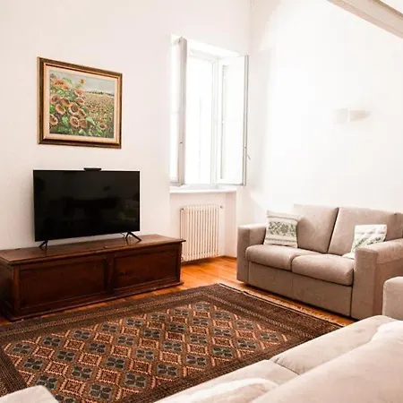 Cathedral Home, Of Apartment