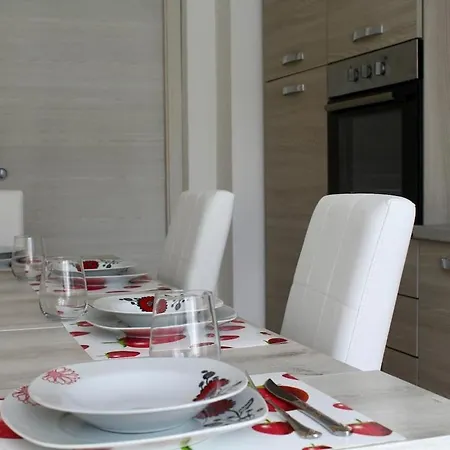 Căn hộ Casa Ariel *