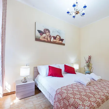 La Corte And Restaurant - Free Parking - 10 Minutes To The And Centre Bed & Breakfast *