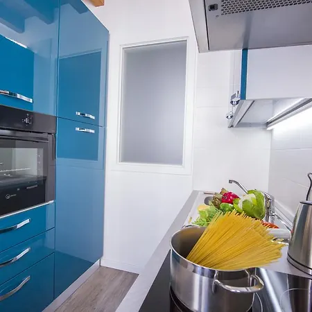 Rhs Serviced Appartamento