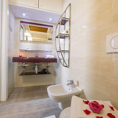 Apartment Medioevo In Centro *