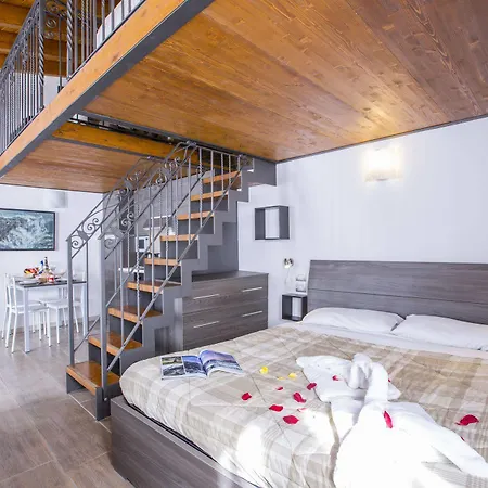 Medioevo In Centro Apartment Como