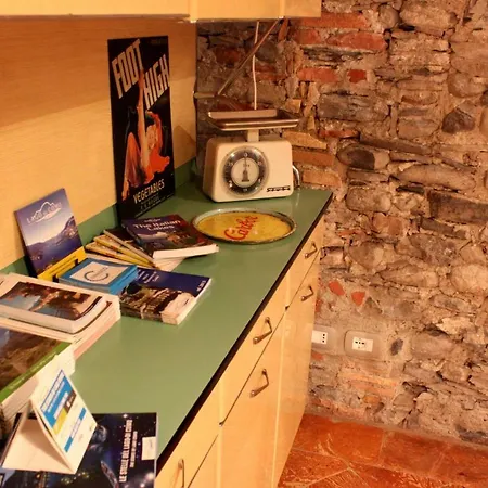 Le Dame Della Cortesella Bed and breakfast Como