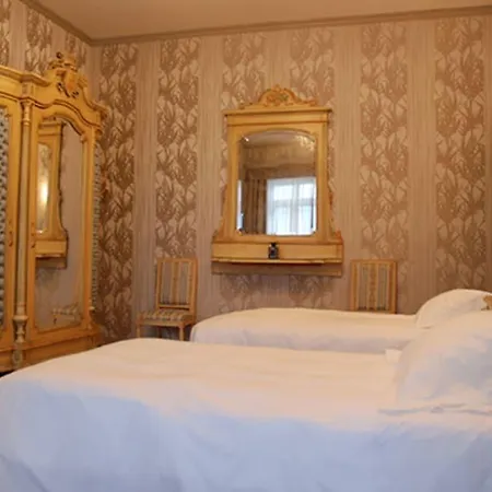 Hotel Flori 4*