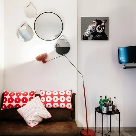 A Step From Apartment Como