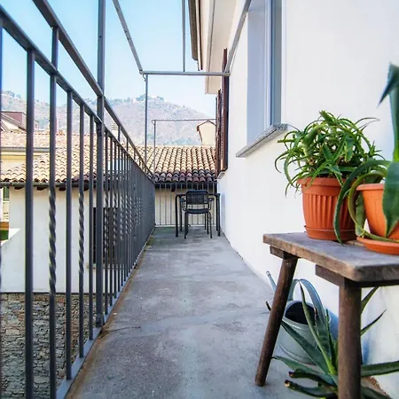 Apartment Barbablue Flat - The House Of Travelers *