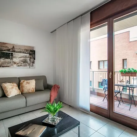 Apartment Joivy Splendid Flat W Terrace Near Como