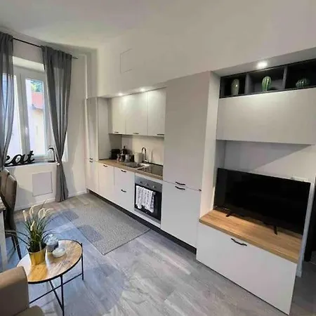 Comfy Brand New Equipped Apartment *