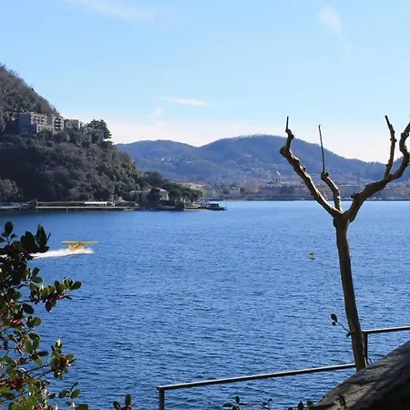 Guest house Lakeviewcabin - King With Balcony *