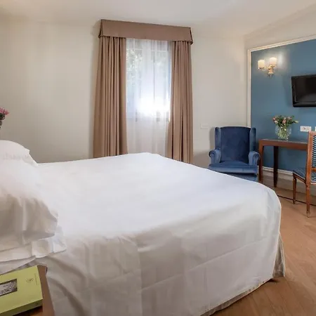 Flori Hotel Como