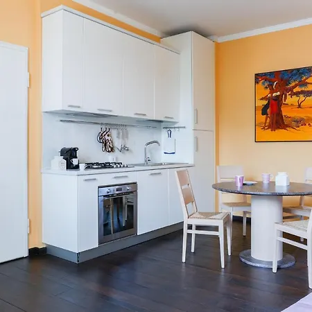 Apartment Sforni - By Myhomeincomo Como