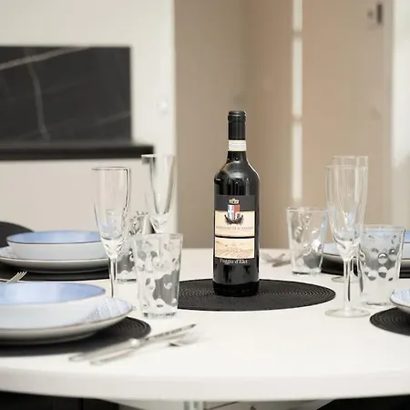 Apartment Moderno A 2 Minuti Dal Duomo Di