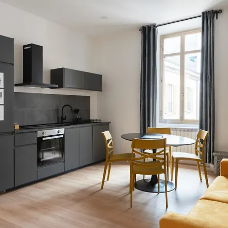 Apartment Comostay