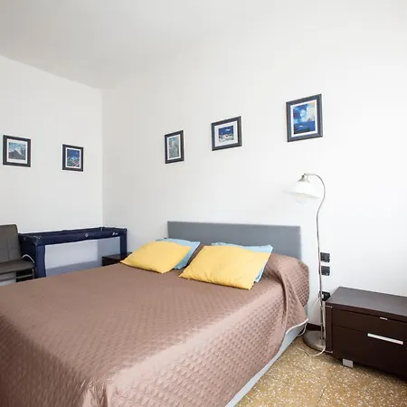 Apartment Bijoux Elegante Next To Piazza Volta Como