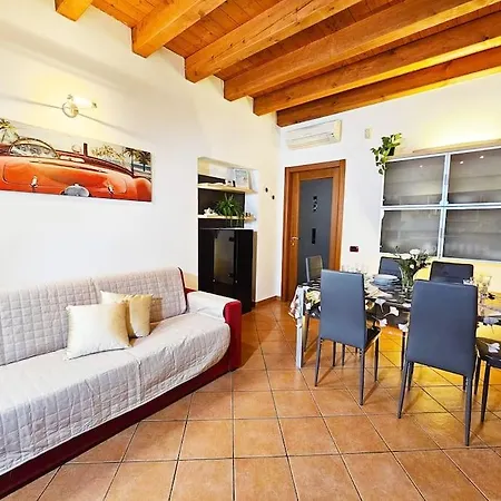Suprema House, Jacuzzi, Lake 50mt *