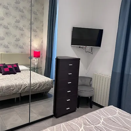 Diaz Aparthotel Como