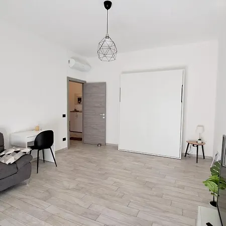 Apartment Regina Como