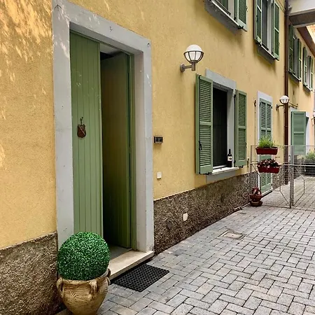 Giardino Privato Sul Apartment *