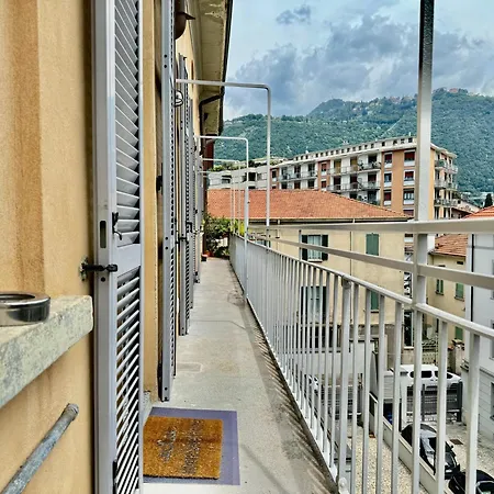 2bd Near The Station Apartment