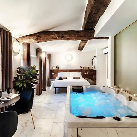 Sahara & Amazzonia Luxury Rooms- The House Of Travelers Apartamento Como