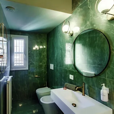 Sahara & Amazzonia Luxury Rooms- The House Of Travelers * Como