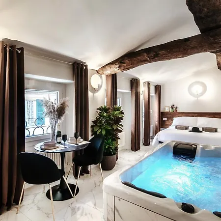 Apartamento Sahara & Amazzonia Luxury Rooms- The House Of Travelers Como