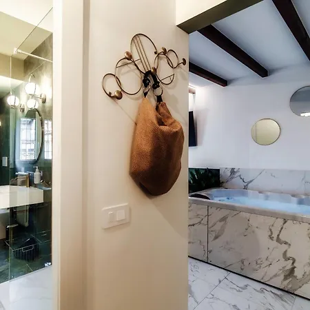 Apartamento Sahara & Amazzonia Luxury Rooms- The House Of Travelers *