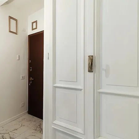 Apartamento Sahara & Amazzonia Luxury Rooms- The House Of Travelers Como