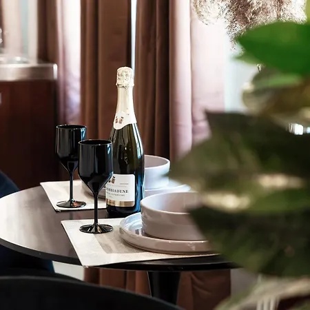 Sahara & Amazzonia Luxury Rooms- The House Of Travelers *