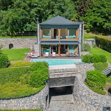 Villa Infinity By Rent Como