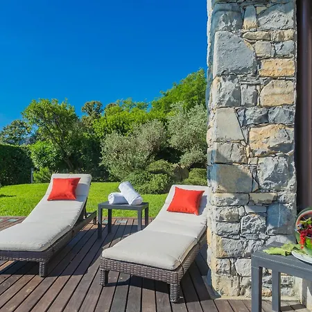 Infinity By Rent Villa *