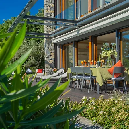 Infinity By Rent Villa Como