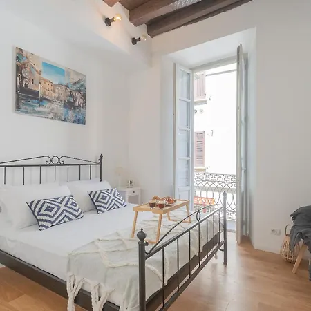 Apartment Independence With Balcony By Rent Como