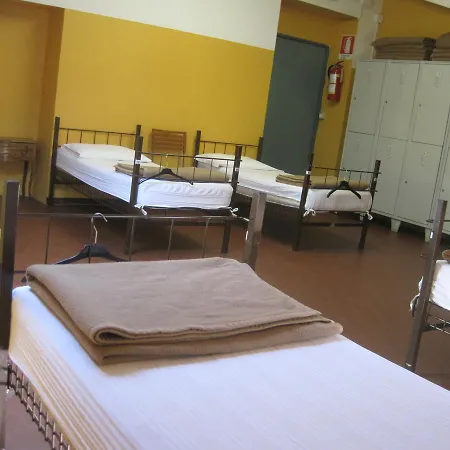 Olmo Hostel