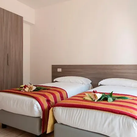 Britannia Luxury Hotel 3*