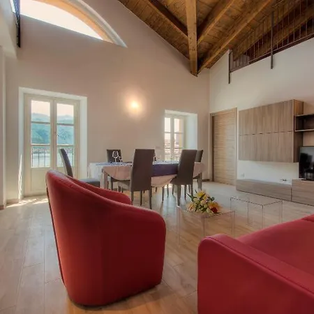 Britannia Luxury Como