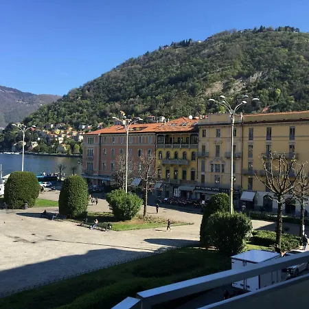 Como Lake Suites Apartment *